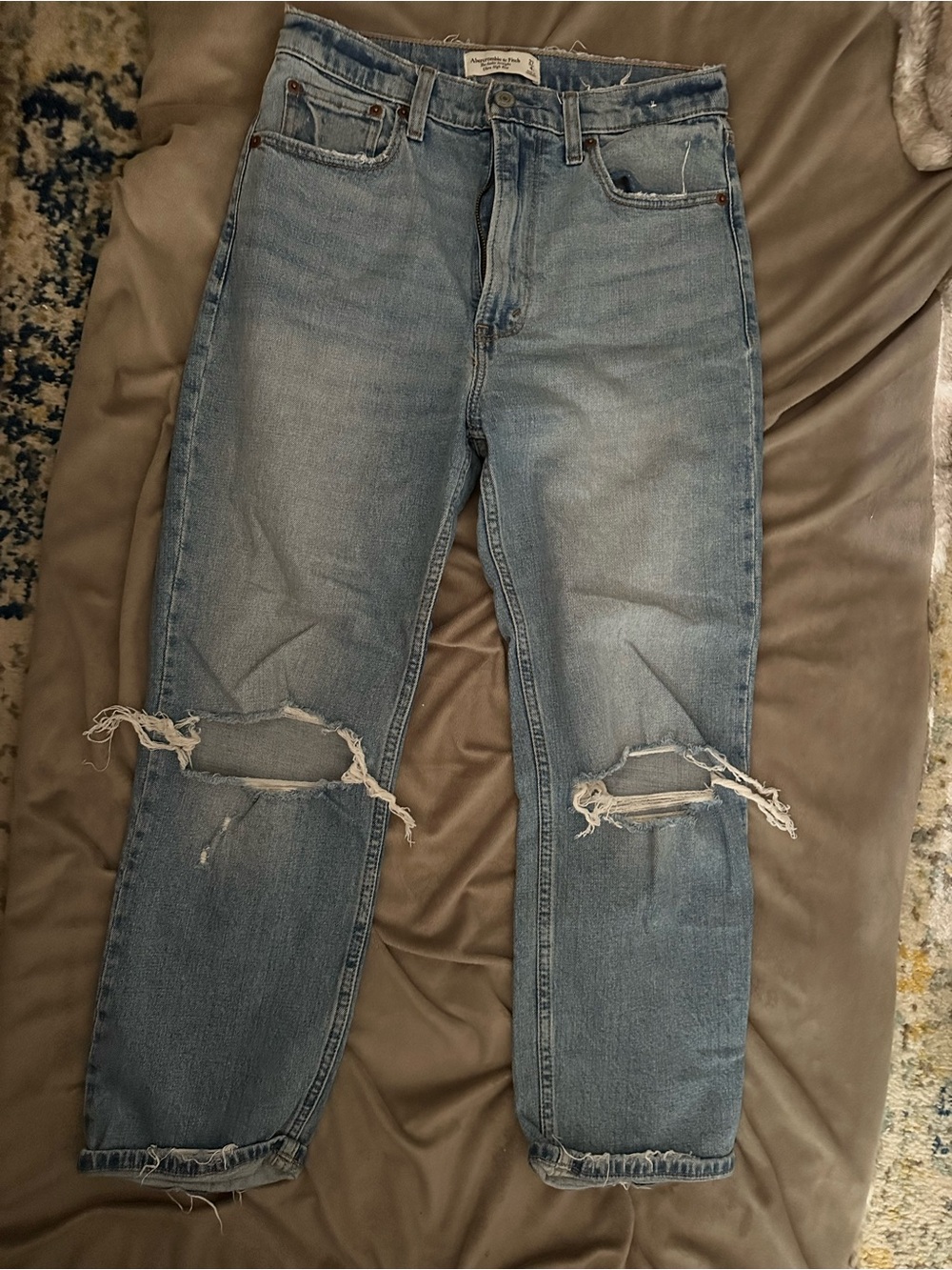 A&F Ankle Straight Ultra High Rise